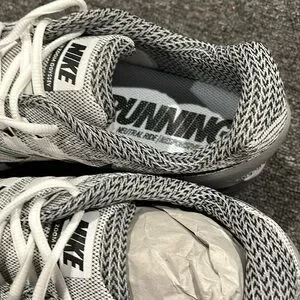 Nike | Shoes | Nike Zoom Odyssey Mens Size 5 Shoes | Poshmark display picture 3